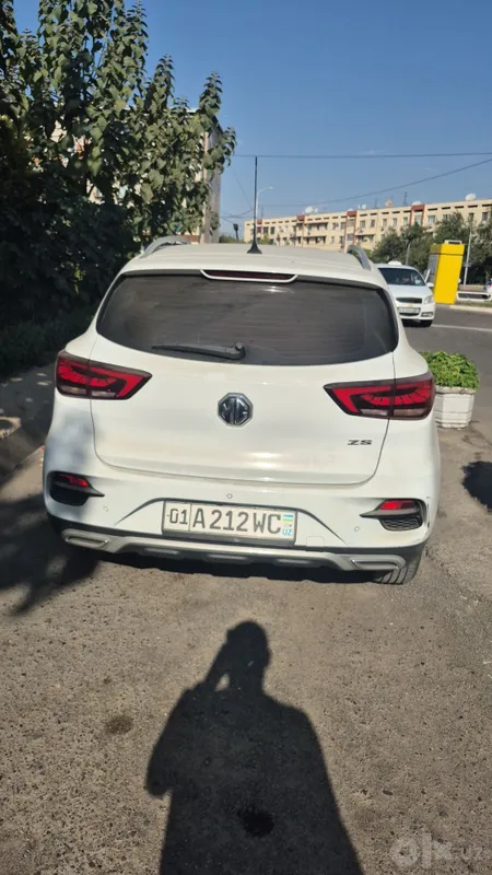 MG ZS avtomobili 3 MG ZS avtomobili 3