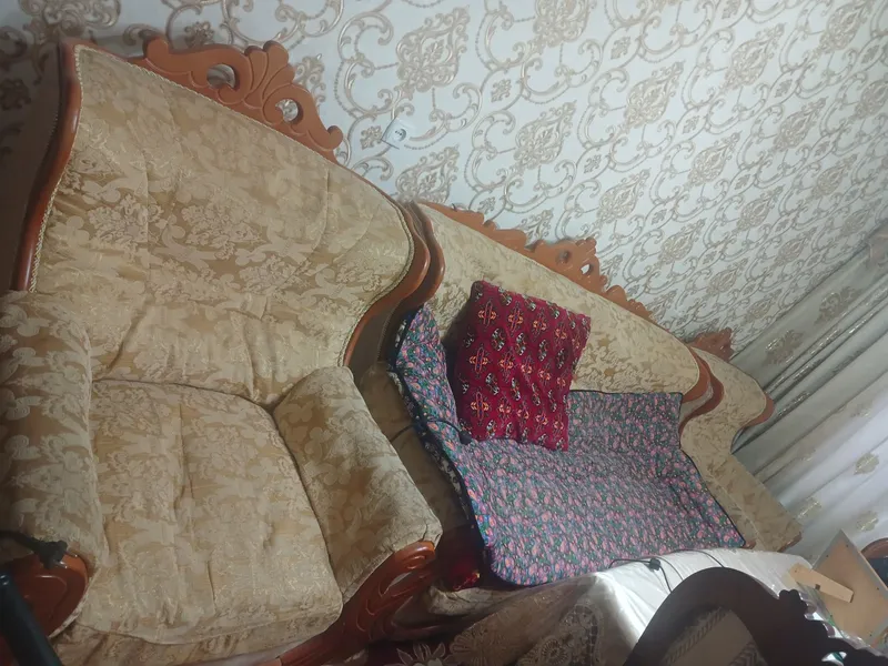 1 та Диван 2 та кресло 4