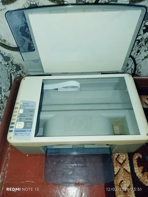 Printer sotiladi 250000 Navoiydan
