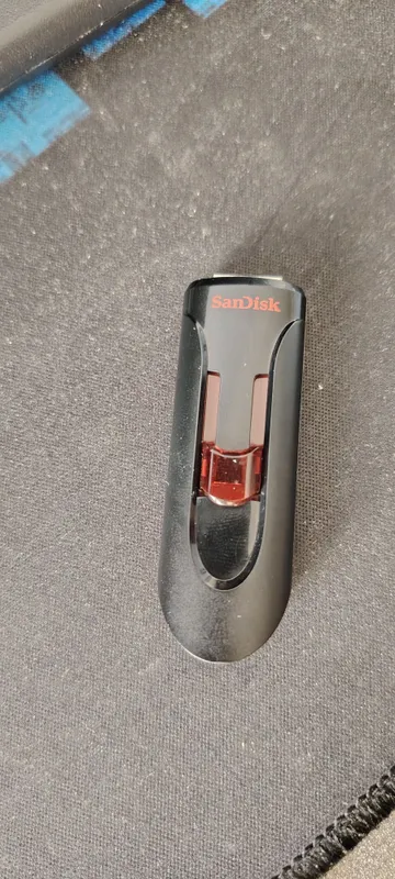 Kampyuter fleshka 256g sotiladi