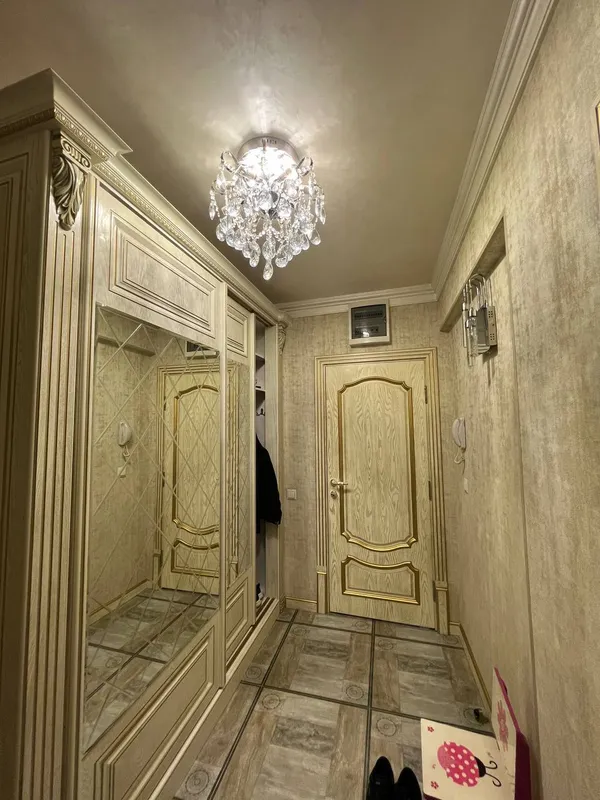 3-комнатная квартира, 94м², 2/5 этаж (вторичка) — фото 1