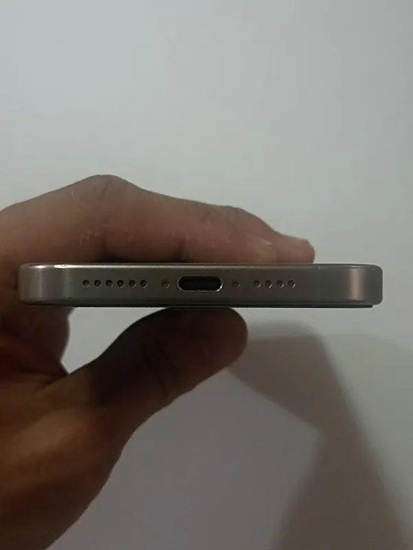 iphone 15 pro max 3