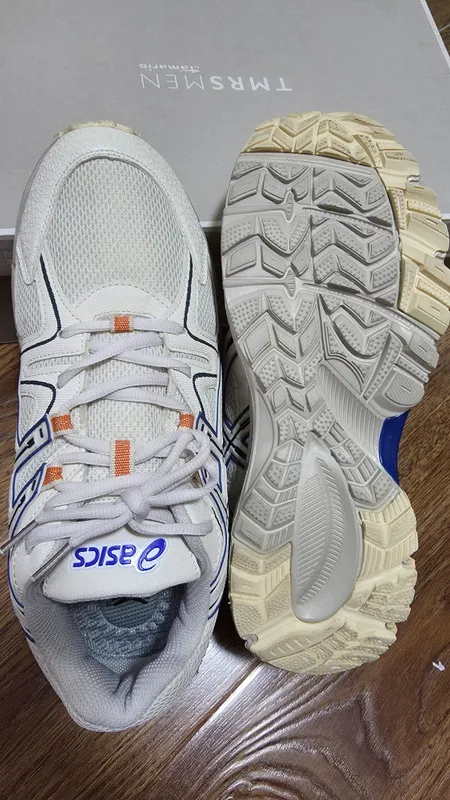 Кроссовки от мирового бренда "Asics" 5 Кроссовки от мирового бренда "Asics" 5