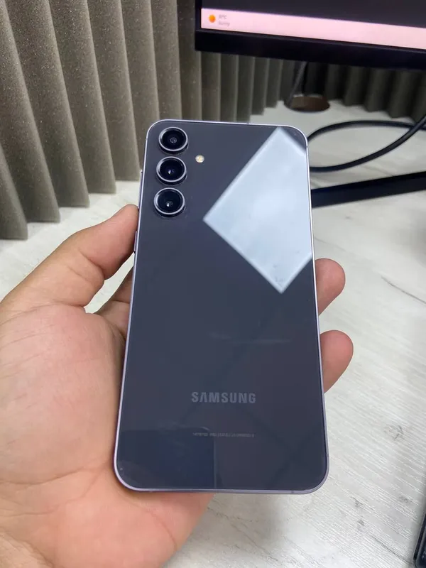 Samsung S23 Fe 8/256 1