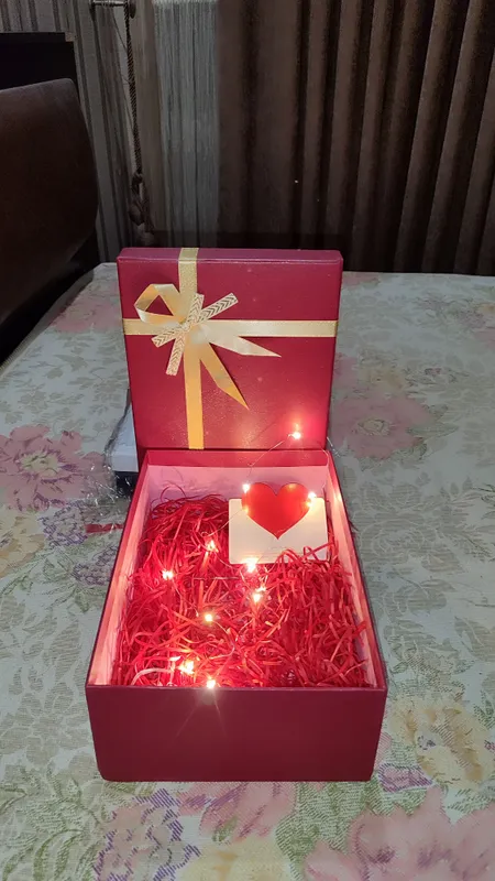 gift box 1