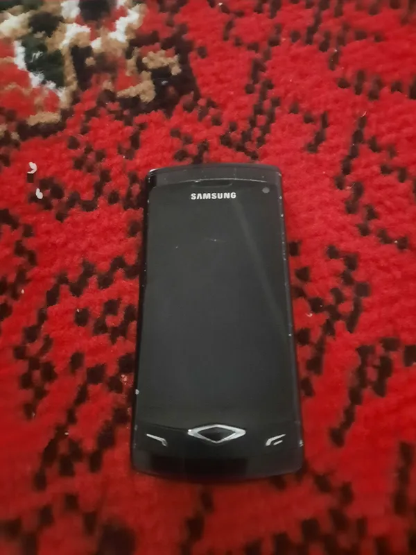 Gt-s8500 tefon sotiladi ishliydi