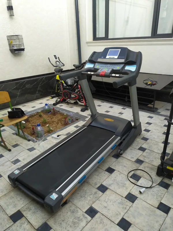 Продам двух моторную беговую дорожку Body Fit. До 150 кг — фото 4