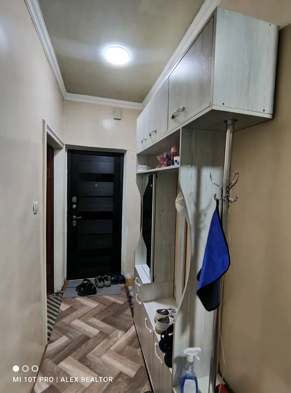 Продажа 2ком 72м² Разделка Строитель массив Продажа 2ком 72м² Разделка Строитель массив