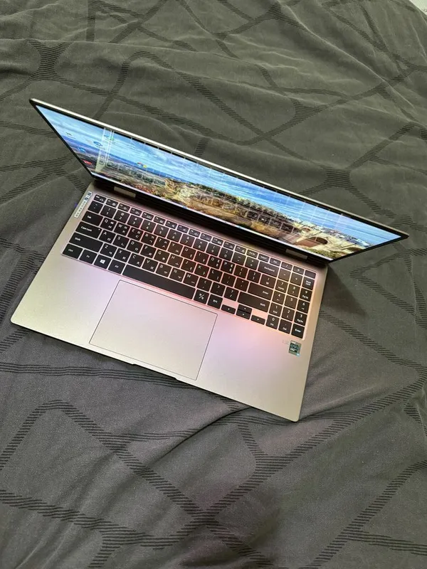 Ноутбук Samsung Galaxy Book Pro Сенсорный экран 360* — фото 1