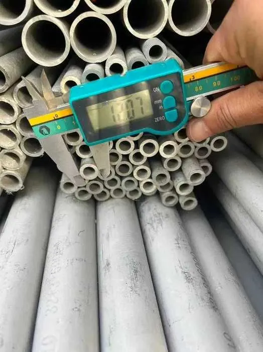 Труба бесшовная нержавеющая AISI 304 AISI 321 AISI