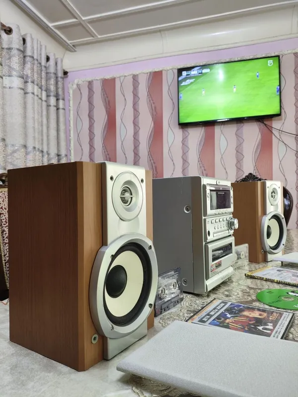 Orginal LG 100% ishlaydi mini muzikalniy sentr sotiladi dvd format — фото 1
