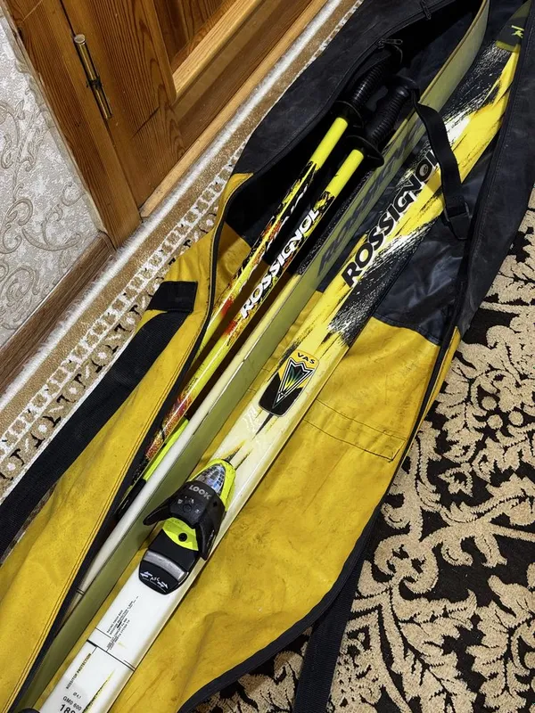 Горные лыжи Rossignol 184см + палки 5 Горные лыжи Rossignol 184см + палки 5