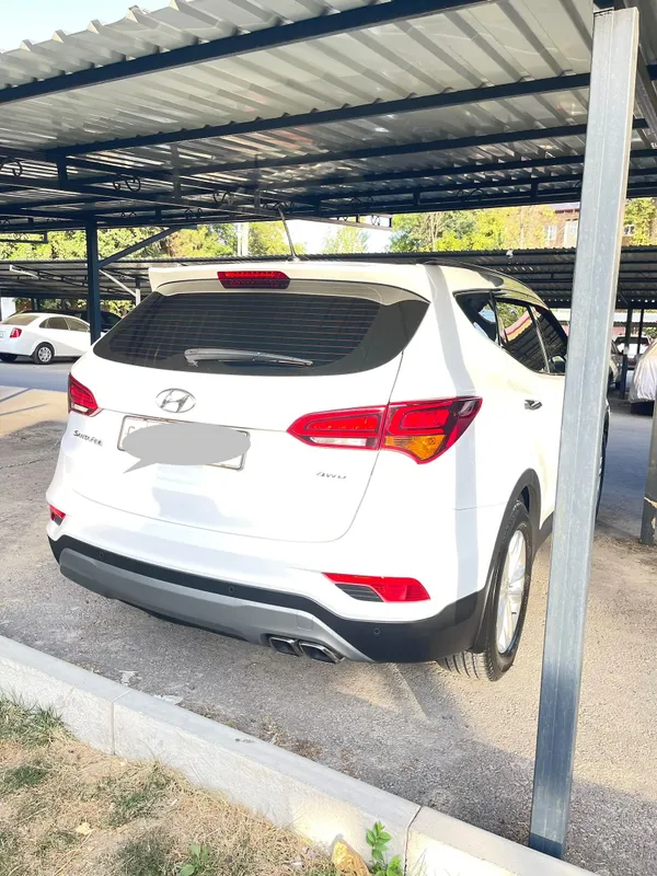 Продам Hyundai Santa-Fe 3 Продам Hyundai Santa-Fe 3