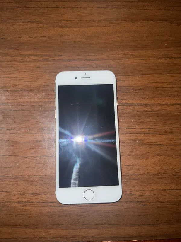 iPhone 6 sotiladi 2