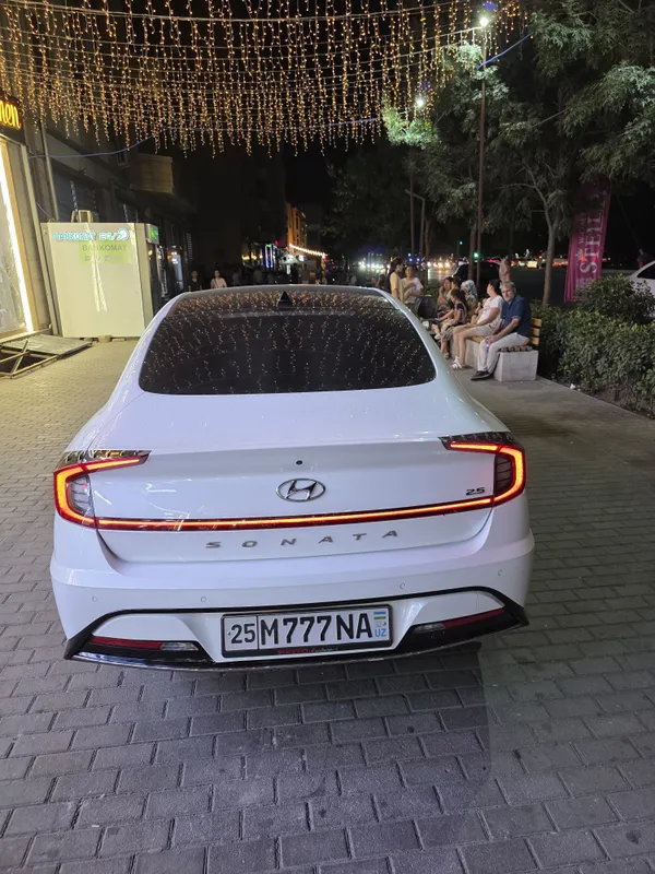 Hyundai sonata.. 4 Hyundai sonata.. 4