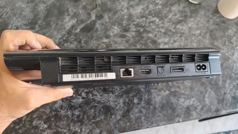 Playstation 3 Super Slim 3 Playstation 3 Super Slim 3