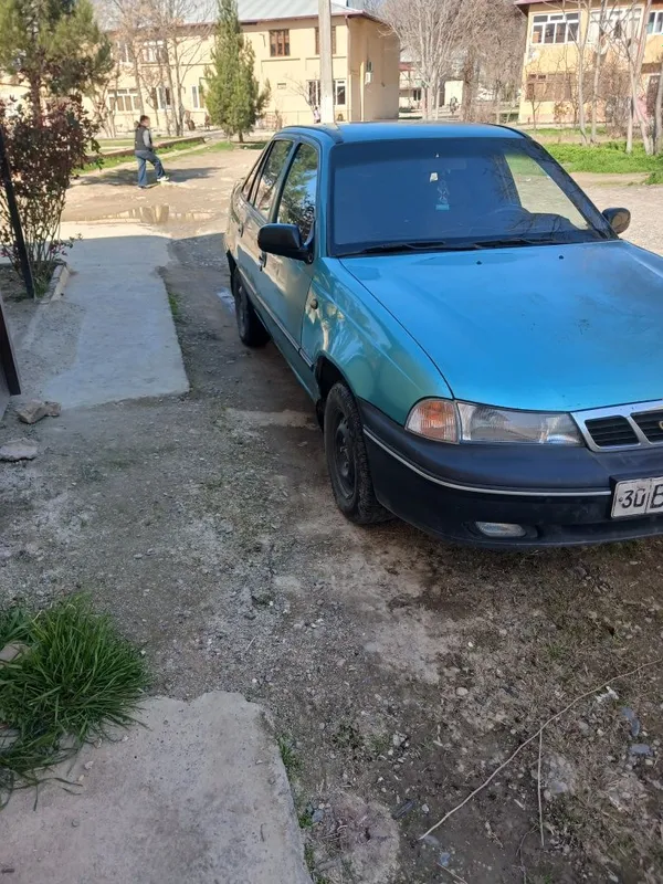 Nexia1 sons 2001