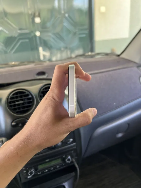 Iphone 12 sotiladi srochni 5
