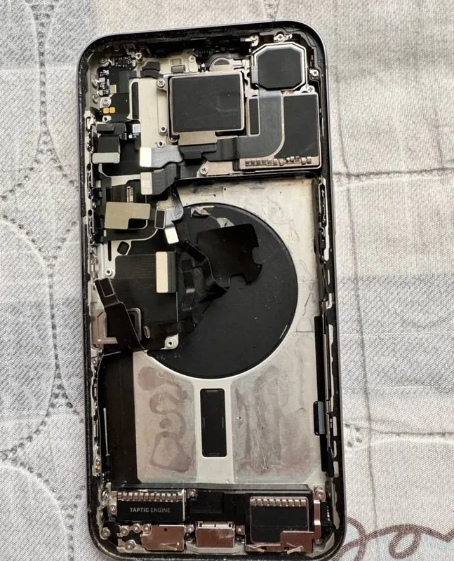 iphone 15 pro max 2