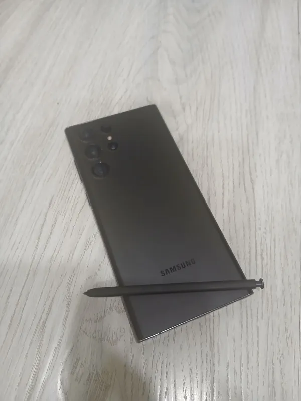 Samsung S22 ultra 2