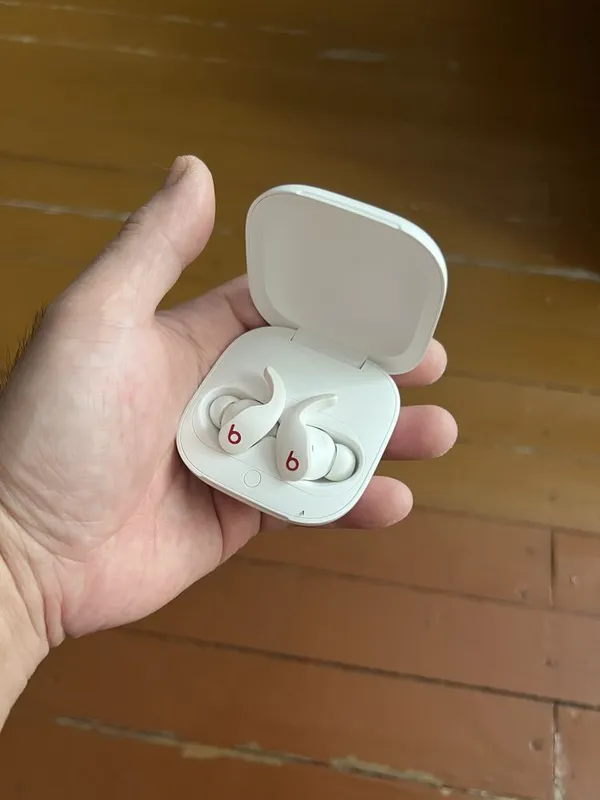 Beats fit pro наушники — фото 1