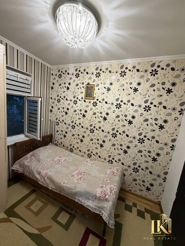 2-х комнатная квартира 3/4 в Авиасозлар-2, 78 м², с ремонтом, французская планировка — фото 4