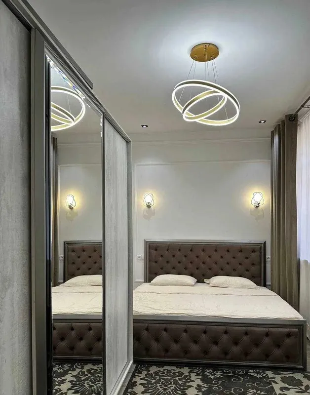 Shota Rustaveli • 3 xona • 95 m² • 5/9 qavat 3 Shota Rustaveli • 3 xona • 95 m² • 5/9 qavat 3