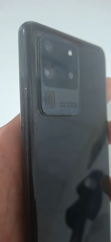 Samsung S20 Ultra продаётся 3