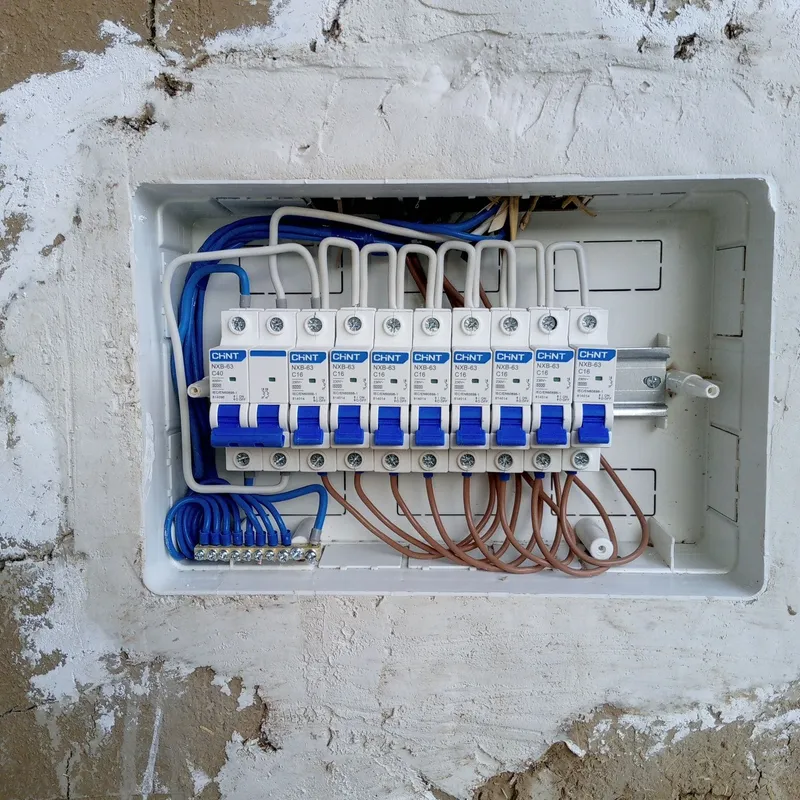 Elektrika xizmati yevro montaj 220/380V Elektrika xizmati yevro montaj 220/380V