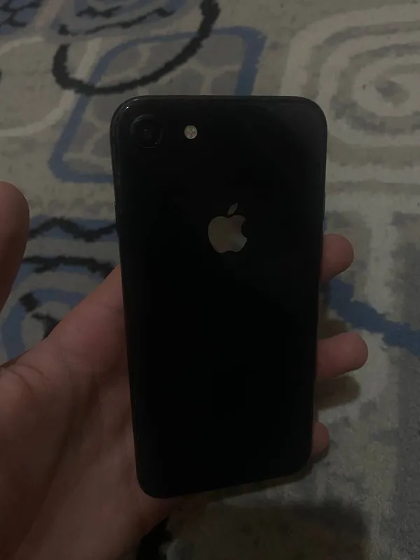 iPhone Se 2 Gen LL/A 1 iPhone Se 2 Gen LL/A 1