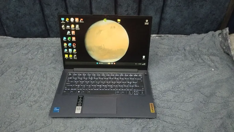 ноутбук Lenovo 2