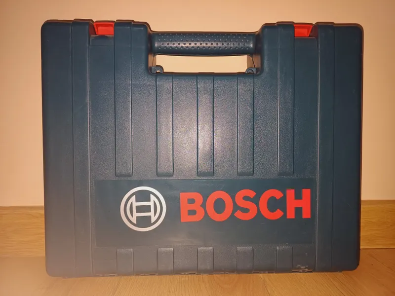 Продаётся перфоратор.Модель GBH 2-28 D. 1 Продаётся перфоратор.Модель GBH 2-28 D. 1