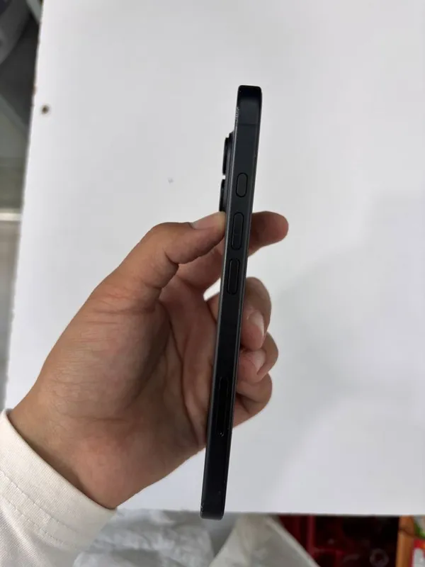 Iphone 16 xotira/128 4 Iphone 16 xotira/128 4