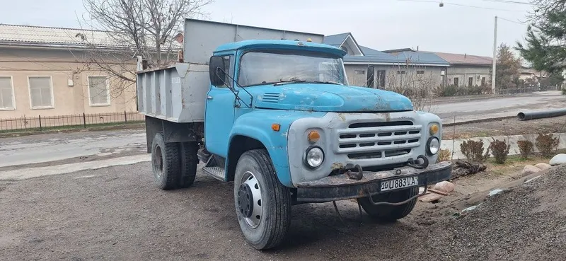 Zil sotiladi 1993 yil ishlab yurgan