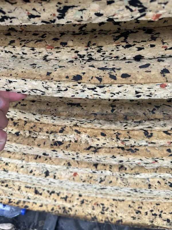Chorva mollar tagiga nemis rezina matras 5 Chorva mollar tagiga nemis rezina matras 5