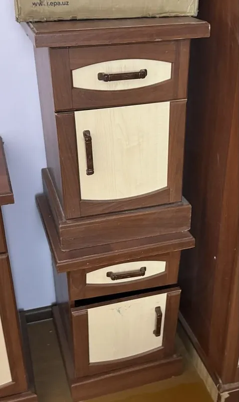 Продаются кровать и шкаф для спальни 3 Продаются кровать и шкаф для спальни 3