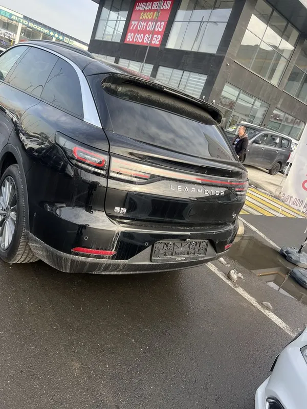 leapmotor c11 er/ev 2026 model — фото 2