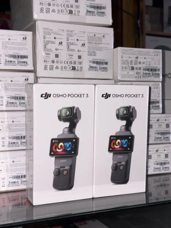 Dji Osmo Pocket 3 (Combo emas) Dji Osmo Pocket 3 (Combo emas)