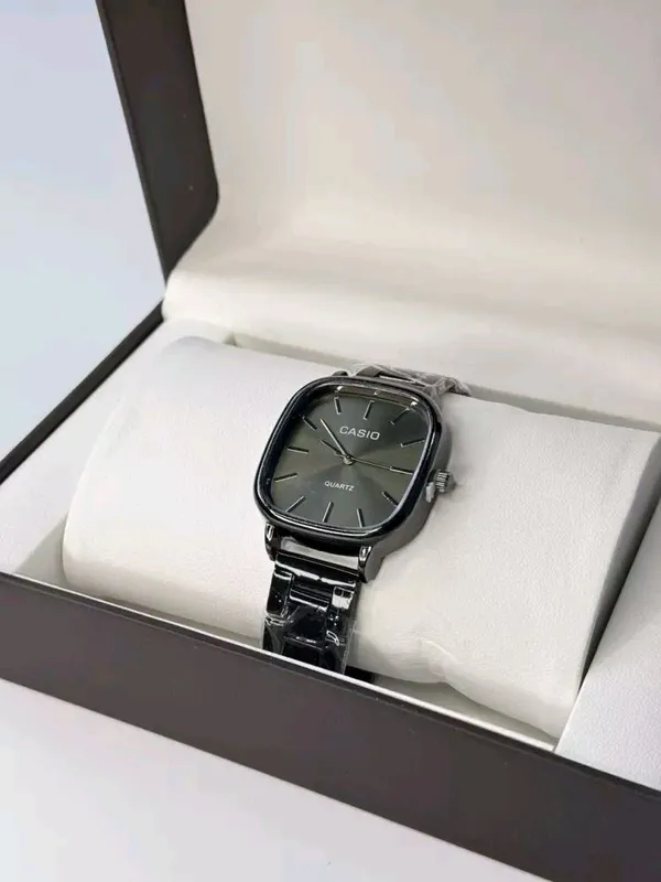Casio soat - erkaklar va bolalar maxsus qól soat