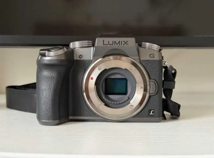 Фотоаппарат Panasonic Lumix g7 + Lumix 25мм f/1.7 1 Фотоаппарат Panasonic Lumix g7 + Lumix 25мм f/1.7 1