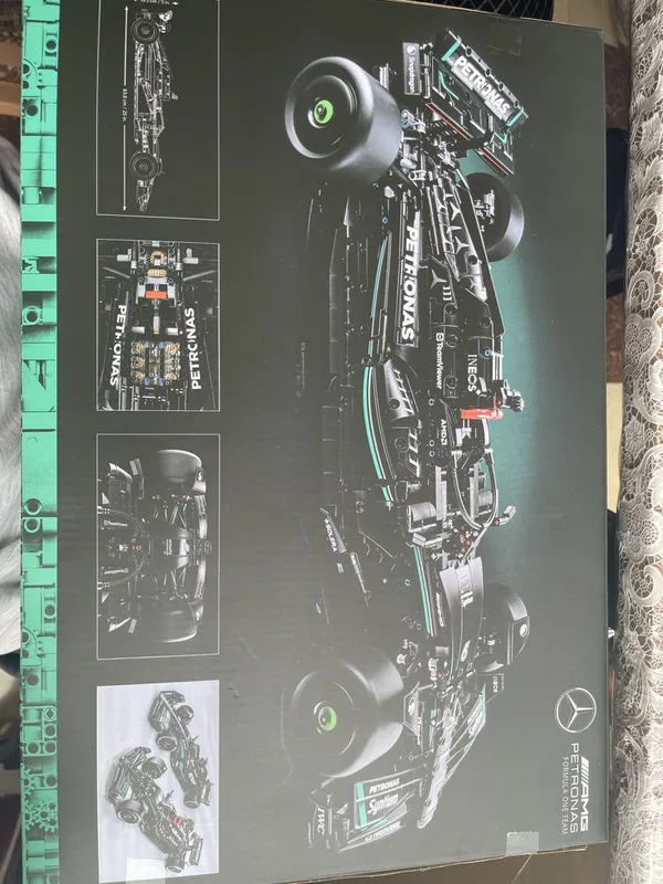 Konstruktor yegilgan Mercedes amg petronas f1 2021 — фото 5
