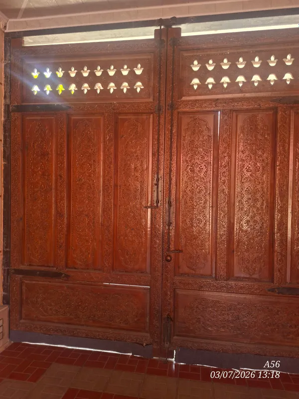 Oʻymakor naqshli Darvoza (qoʻl mexnati) 2 Oʻymakor naqshli Darvoza (qoʻl mexnati) 2