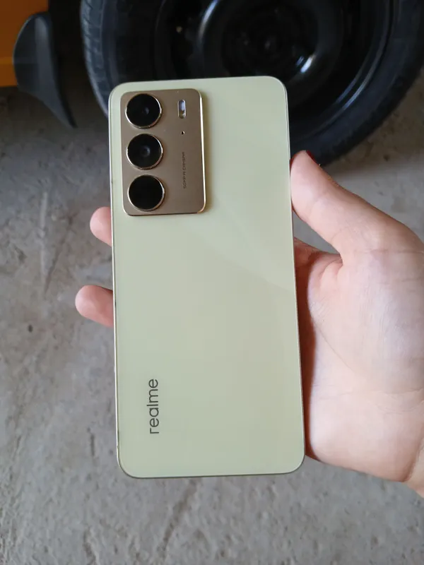 Realme C 75 xolati yangi 1 milyon 900 kelishiladi — фото 2