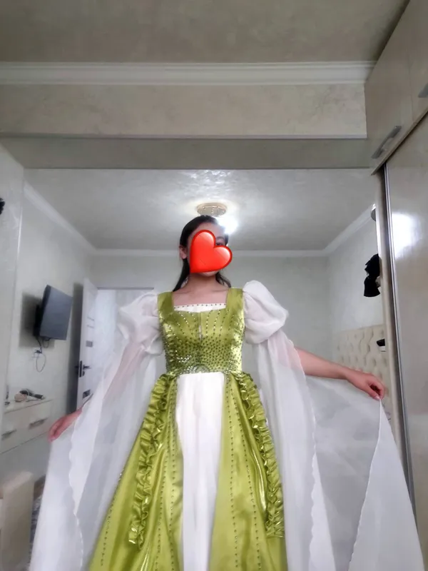 Ansanbl 1 Marta kiyilgan xolati yangi qul ishi 3 Ansanbl 1 Marta kiyilgan xolati yangi qul ishi 3
