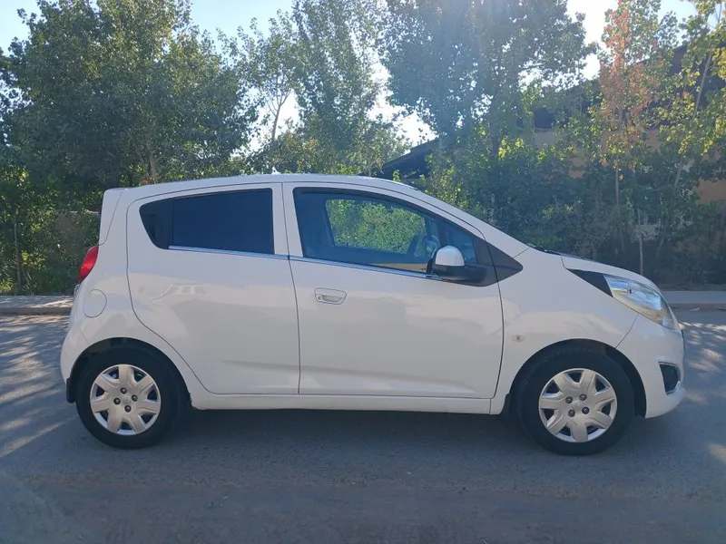Chevrolet Spark sotiladi 3 Chevrolet Spark sotiladi 3