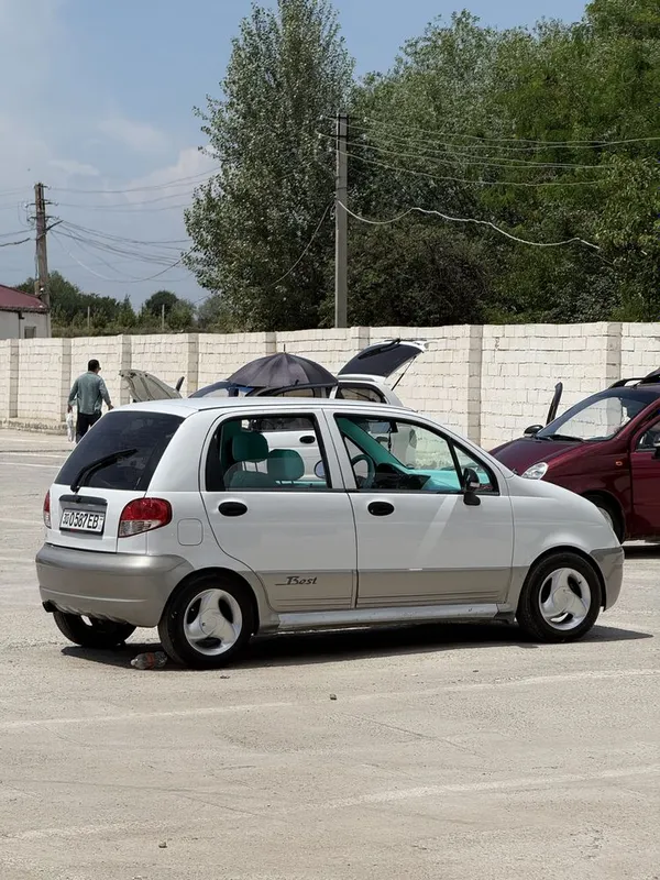 Matiz sotiladi yili 2009 . Naxtga 1 Matiz sotiladi yili 2009 . Naxtga 1