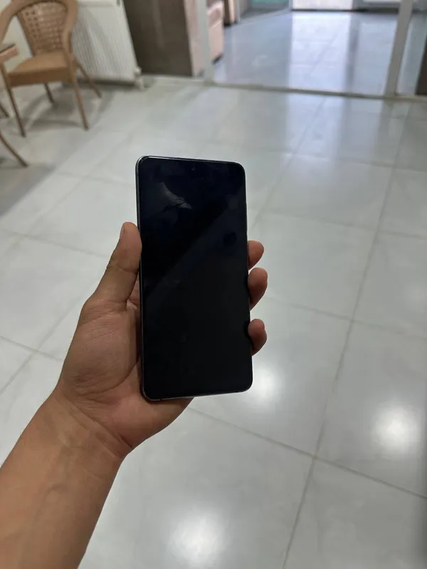 Samsung s21 FE 5g Aybi yo'q — фото 1