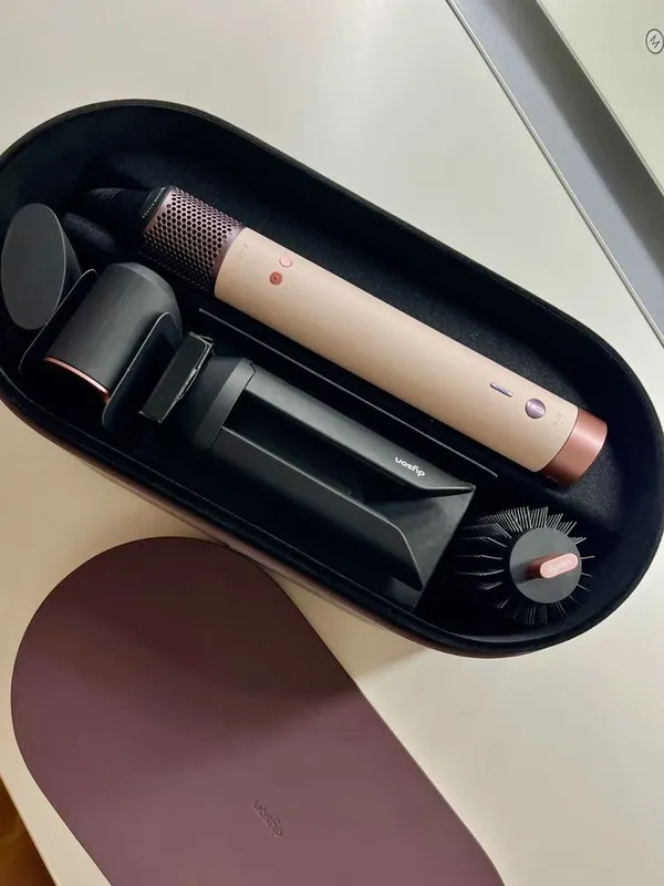 Dyson Airwrap Coanda 2x Sakura — салонная укладка у вас дома — фото 1