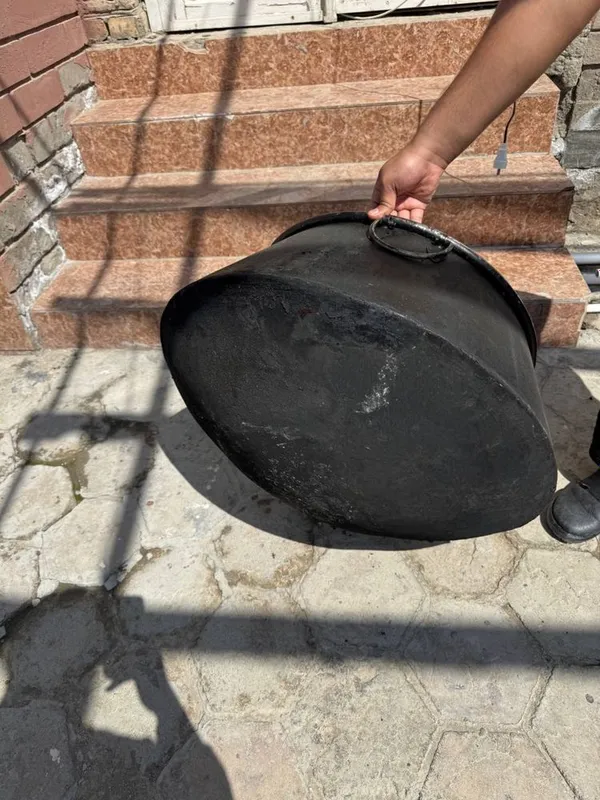 **Mis qozon sotiladi!** 20 ltr lik