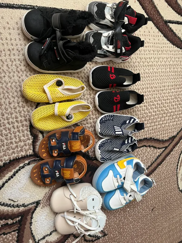 Bolalar oyoq kiyimini sotaman 4 Bolalar oyoq kiyimini sotaman 4
